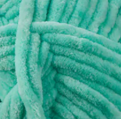 Signature Ruffle Hat